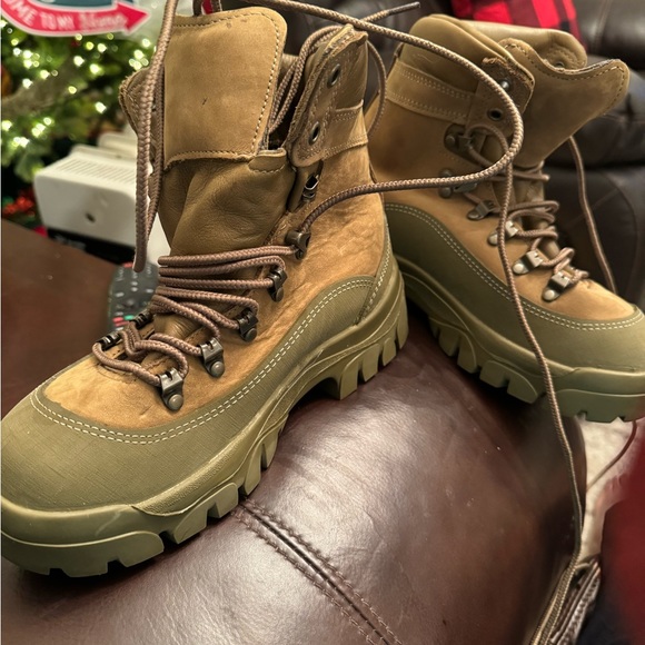 Vibrant- women hiking boot - Picture 7 of 8